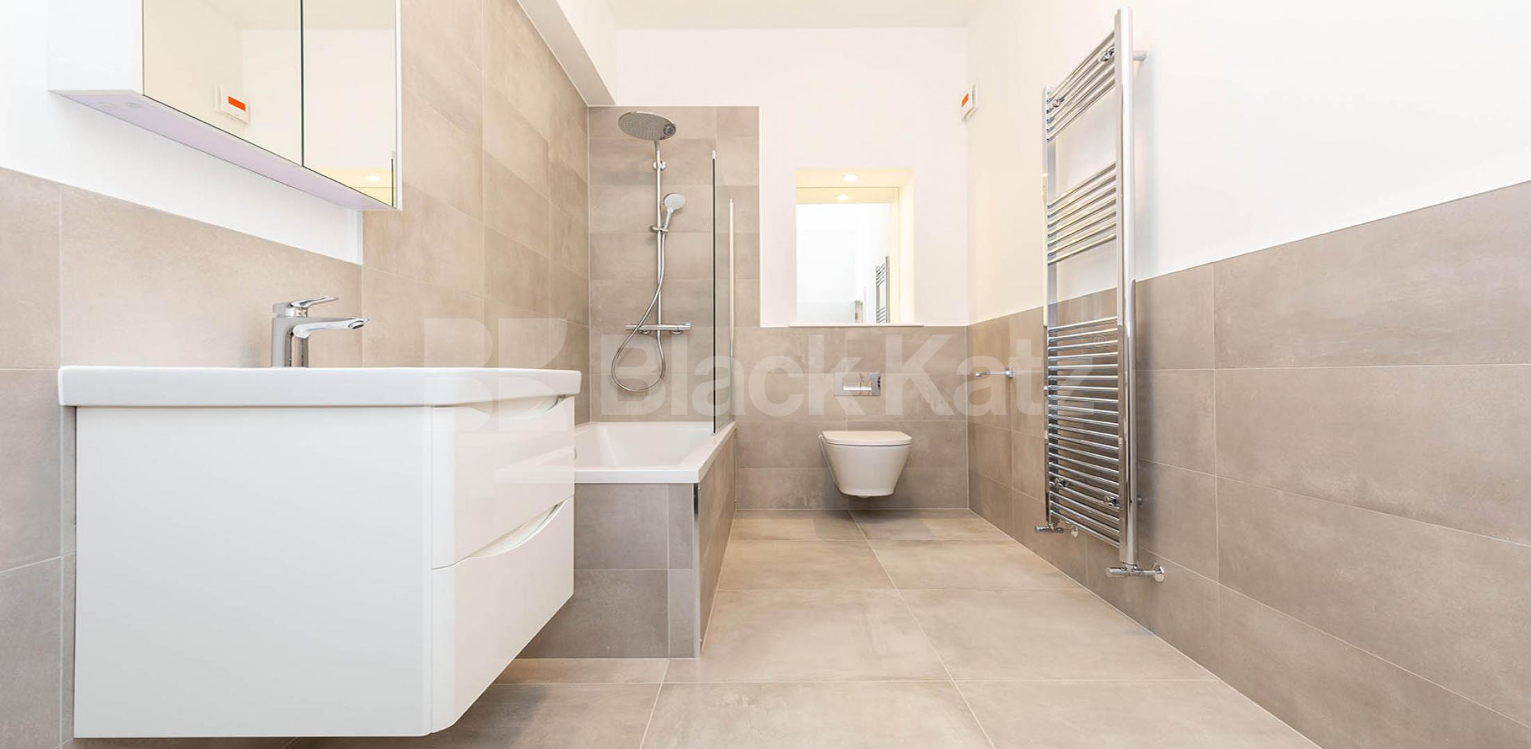 			1 Bedroom, 1 bath, 1 reception Apartment			 ABILITY PLAZA-KINGSLAND ROAD, DALSTON/HAGGERSTON